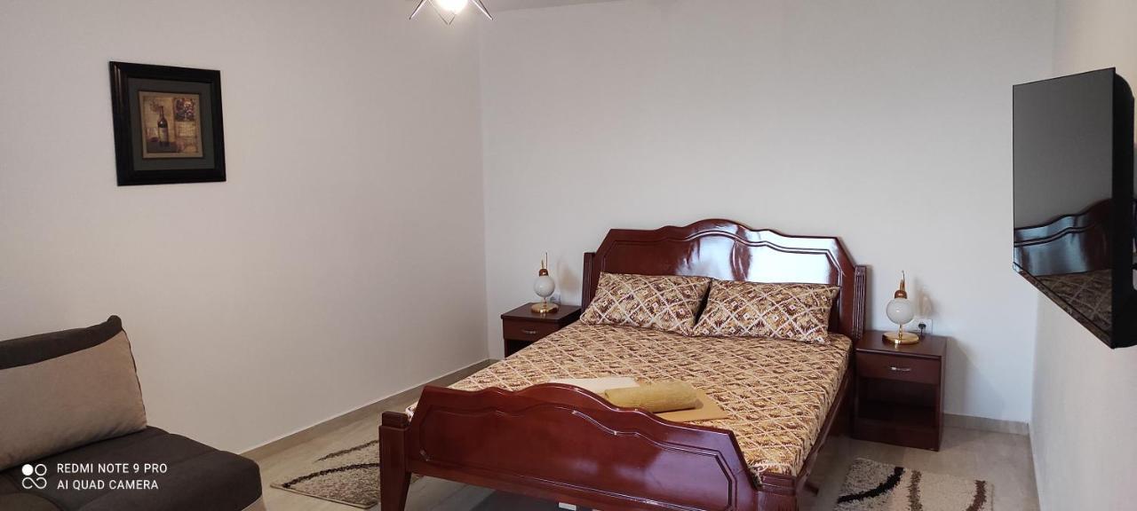 Idealhouse Apartments Ulcinj Exterior photo